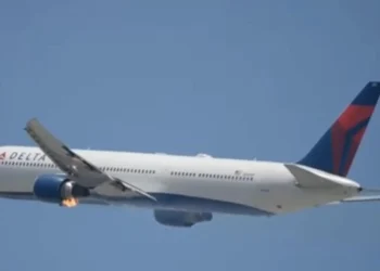 Pożar silnika po starcie. Pilot awaryjnie zawrócił samolot
